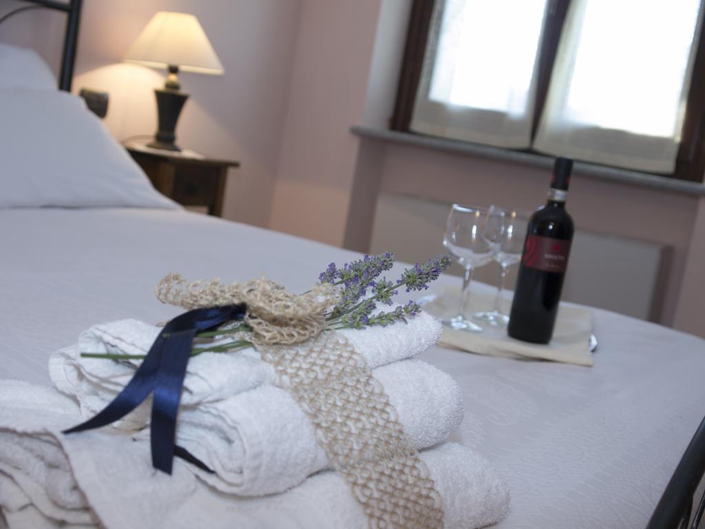 B&B La Gibiana Costigliole d'Asti Phòng bức ảnh